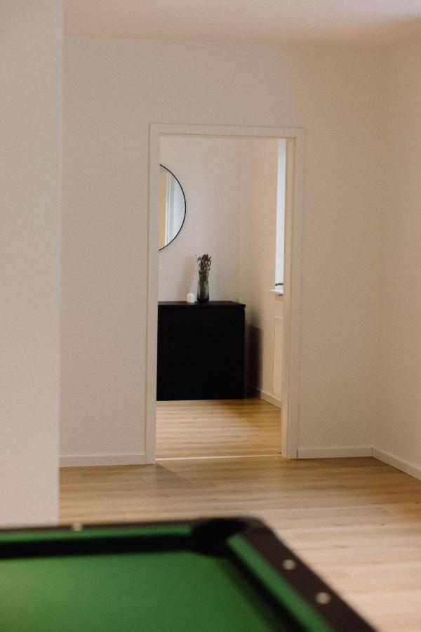 130m² Im Zentrum + Terrasse Apartment